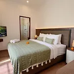 Villa Ellavie Nusa Dua